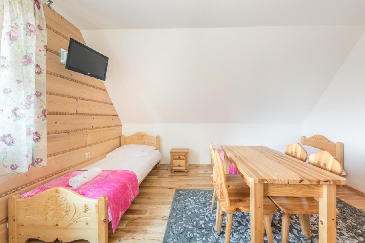 Goralski Dworek Czarna Góra Exterior foto